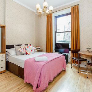 Quadruple Room Private Bathroom